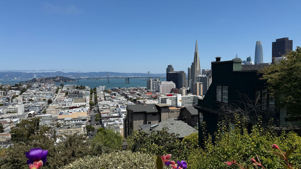 Urban Hike Around Russian Hill